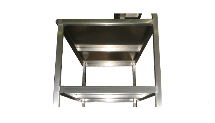 STAINLESS STEEL VETERINARY WORK STATION